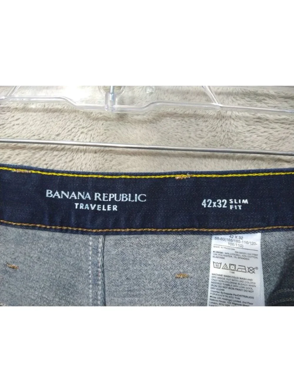 Banana Republic Jeans Mens 42x32 Blue Denim Traveler Slim Fit Stretch Mid Rise